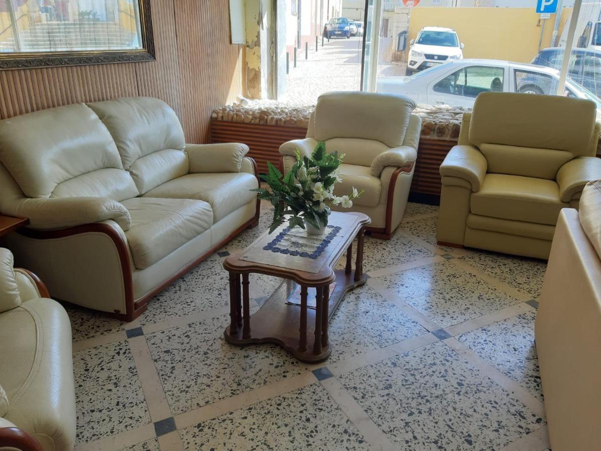 Residencial Miradoiro Guest House Портиман Экстерьер фото
